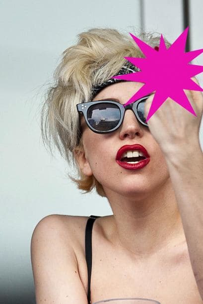 No conforme con eso, sus modales dejan mucho qué desear.