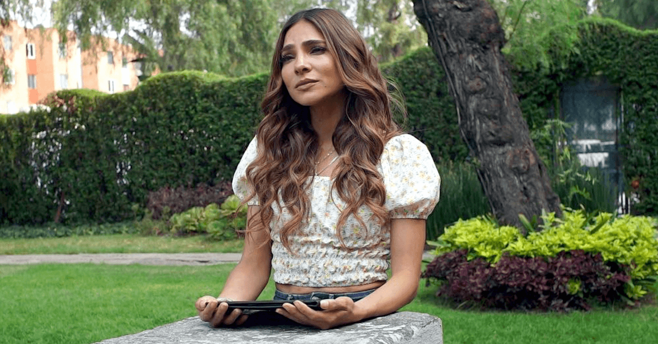 <b><a href="https://www.univision.com/shows/despierta-america/conoce-mas-de-los-actores-que-estaran-con-alejandra-espinoza-en-corazon-guerrero-video" target="_blank">La protagonista de Corazón Guerrero</a></b>, que puedes ver a través de
<b>Univision</b> de lunes a viernes a las 3P/2C, divide su tiempo entre ser mamá y artista.
<br>