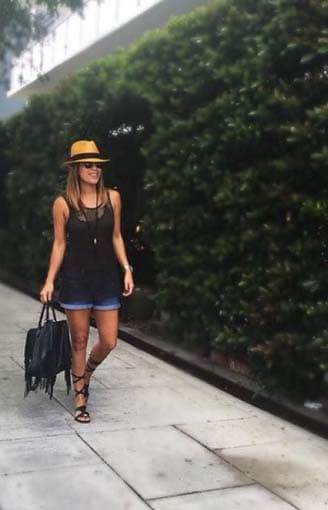 "¡Buenos días alegría! Súper feliz domingo!!! #mamaOOTD", compartió Karla. (Octubre 11, 2015)