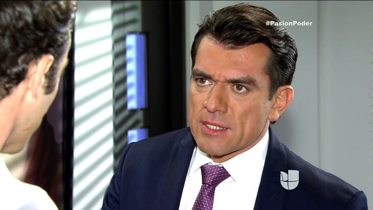 Arturo sabe que la amas, pero lo mejor es que te mantengas alejado de ella.