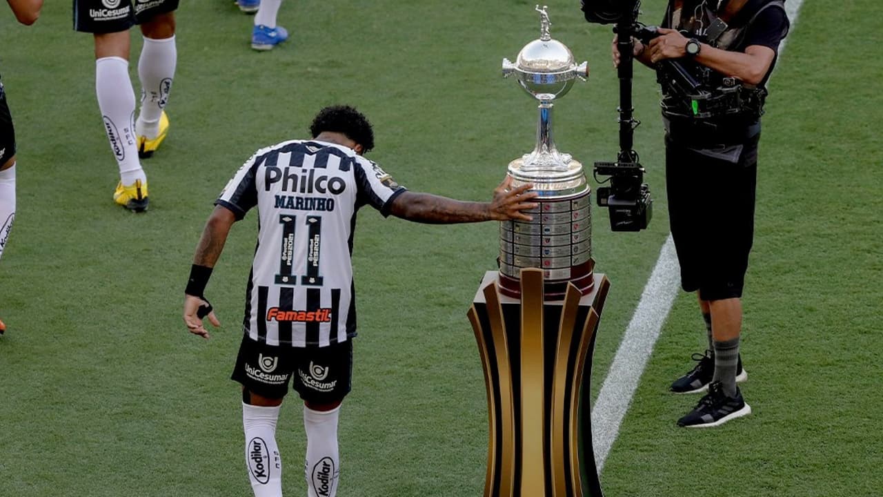 Reta Marinho a la maldición al tocar la Copa Libertadores