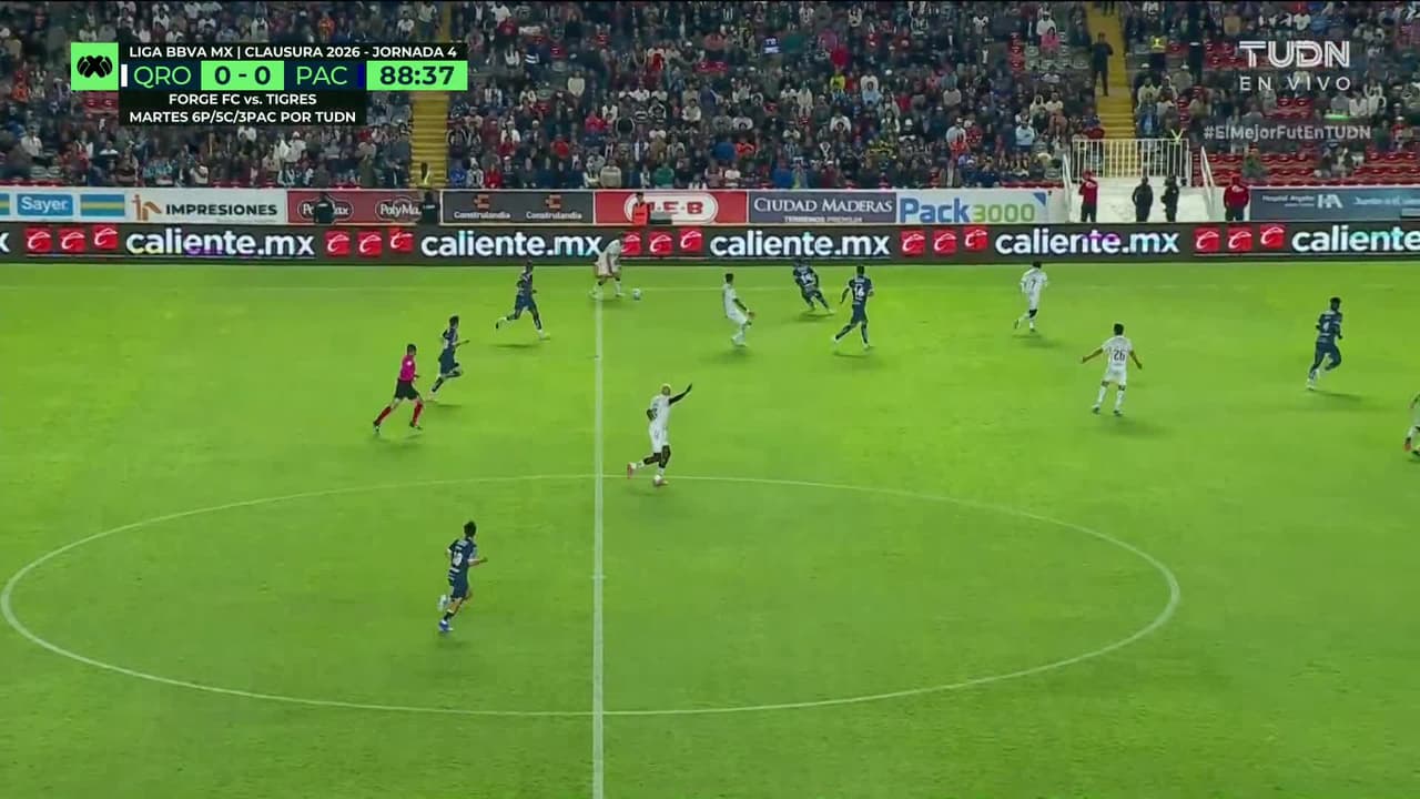 ¡TIRO ATAJADO! disparo por Mateo Coronel.