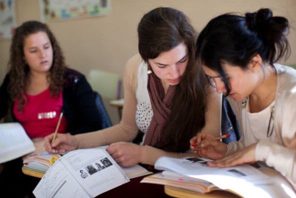 9. GRANADA, con el 112%.