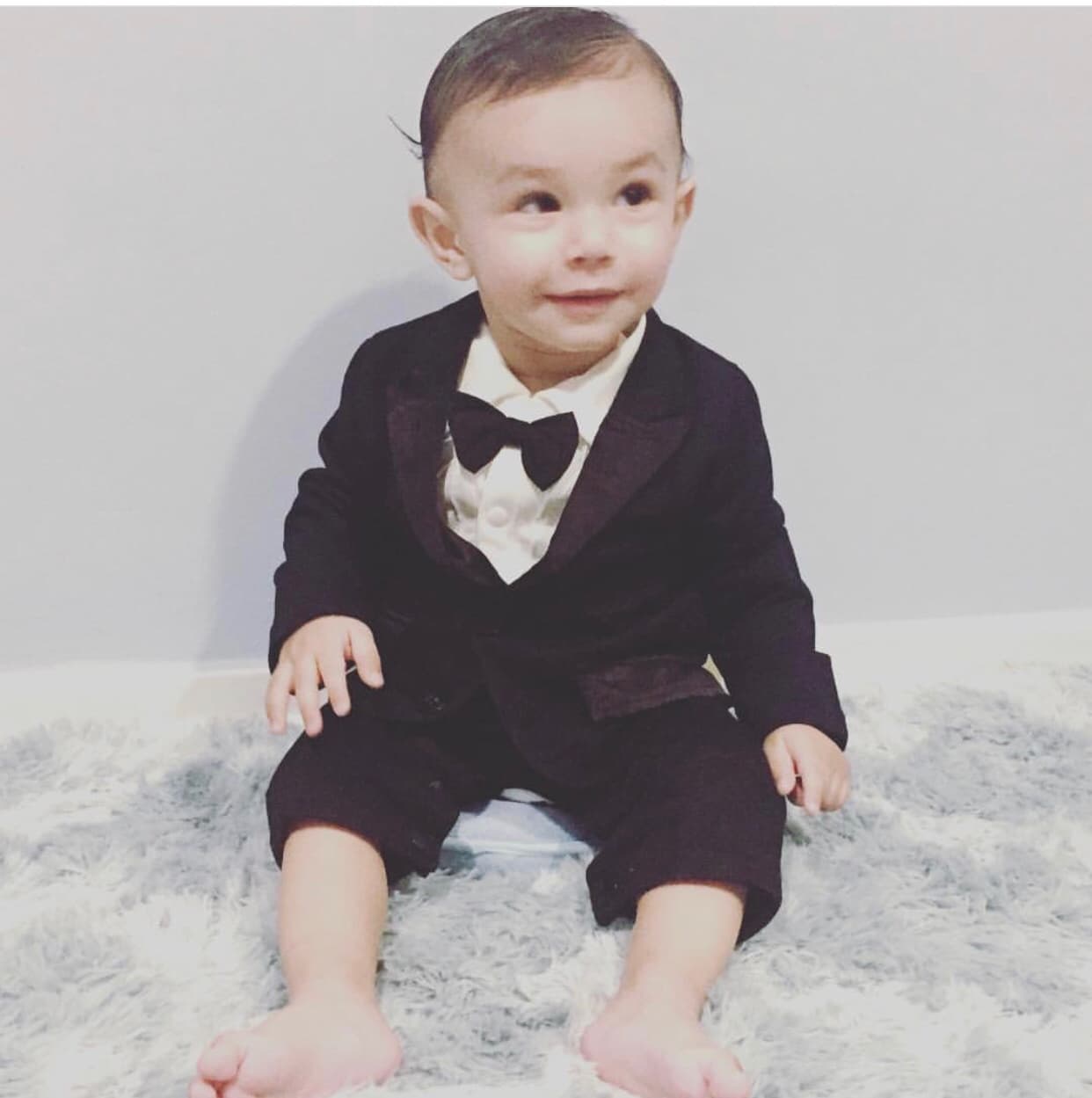 Quisimos hacer un recorrido por las mejores fotos del príncipe de Silvia del Valle.