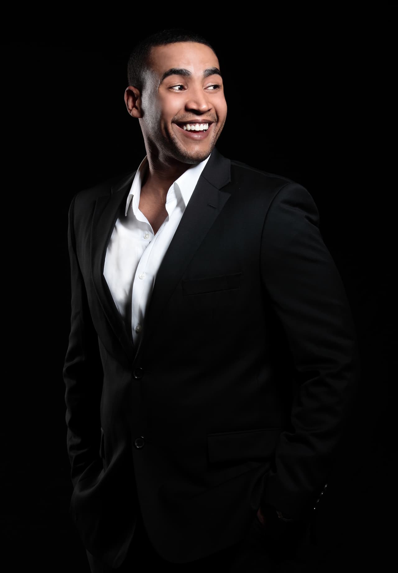 Más complejo parecía incursionar en la industria cinematográfica hollywoodense, algo que 'Don Omar' (William Omar Landrón) logró con su participación en cuatro de las ocho películas de la saga 'The Fast and the Furious'.