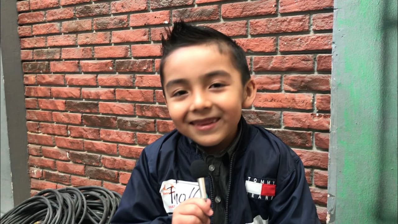 En la oportunidad que tuvimos de platicar con él nos confesó que anhela regresar al show donde se dio a conocer: “Desde que me fui de Pequeños Gigantes me la paso en el celular, viendo 'La botonera'. Ando viendo todo lo que hice mientras estuve aquí”, recuerda con cierta nostalgia.