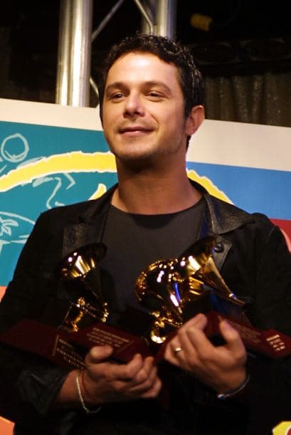 Estos fueron los gloriosos inicios de Sanz por la fiesta de los Latin GRAMMY.