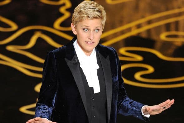 Ellen DeGeneres: "El primer país en aprobarlo por voto de la gente, mas no será el último. Qué increíble logro".