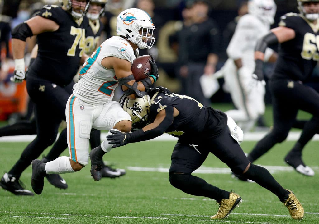 Los Dolphins soprenden en Nuevo Orleans y vencen fácilmente a los Saints 20-3 en el Mercedes-Benz Superdome.