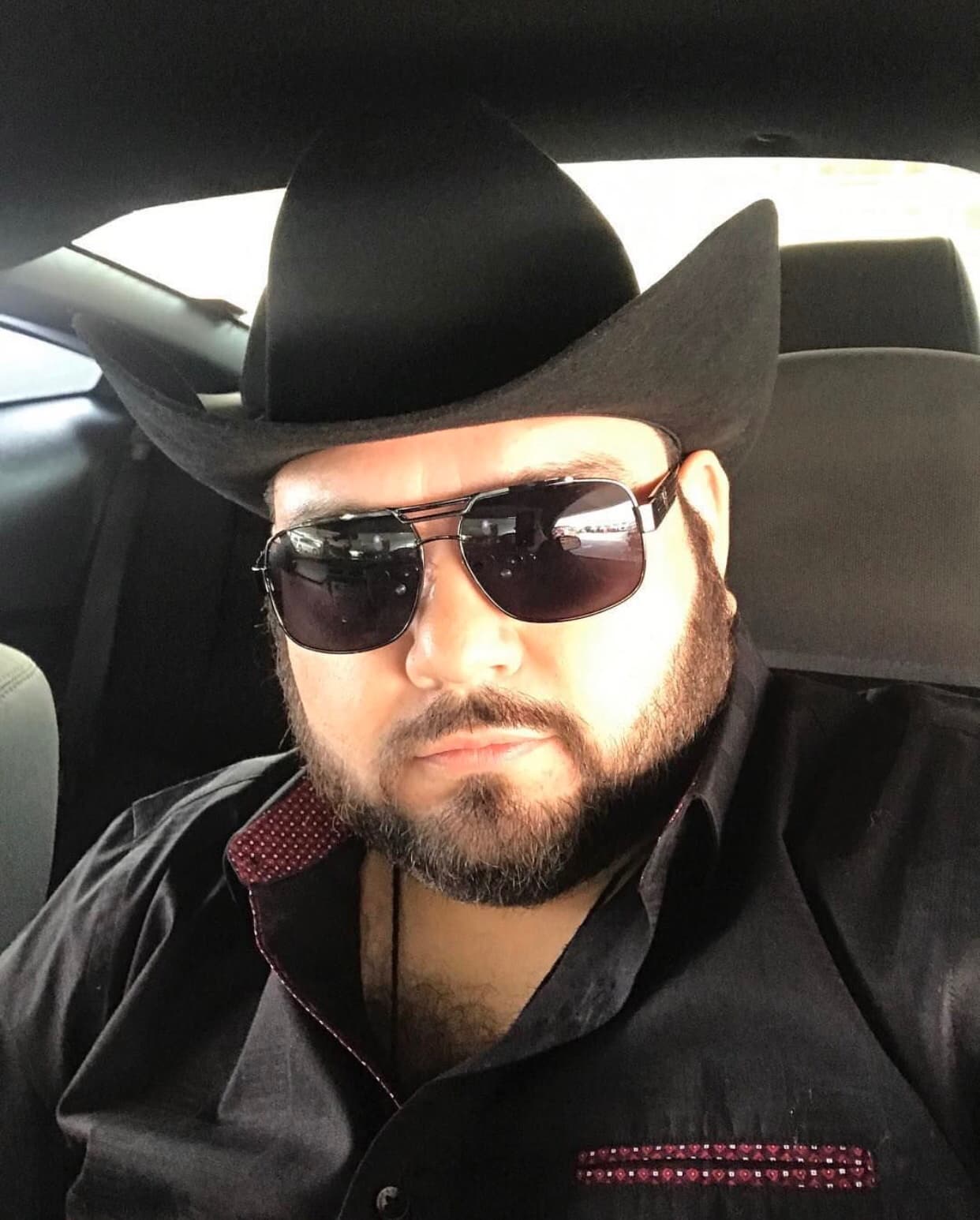 Una selfie con lentes siempre saldrá bien.