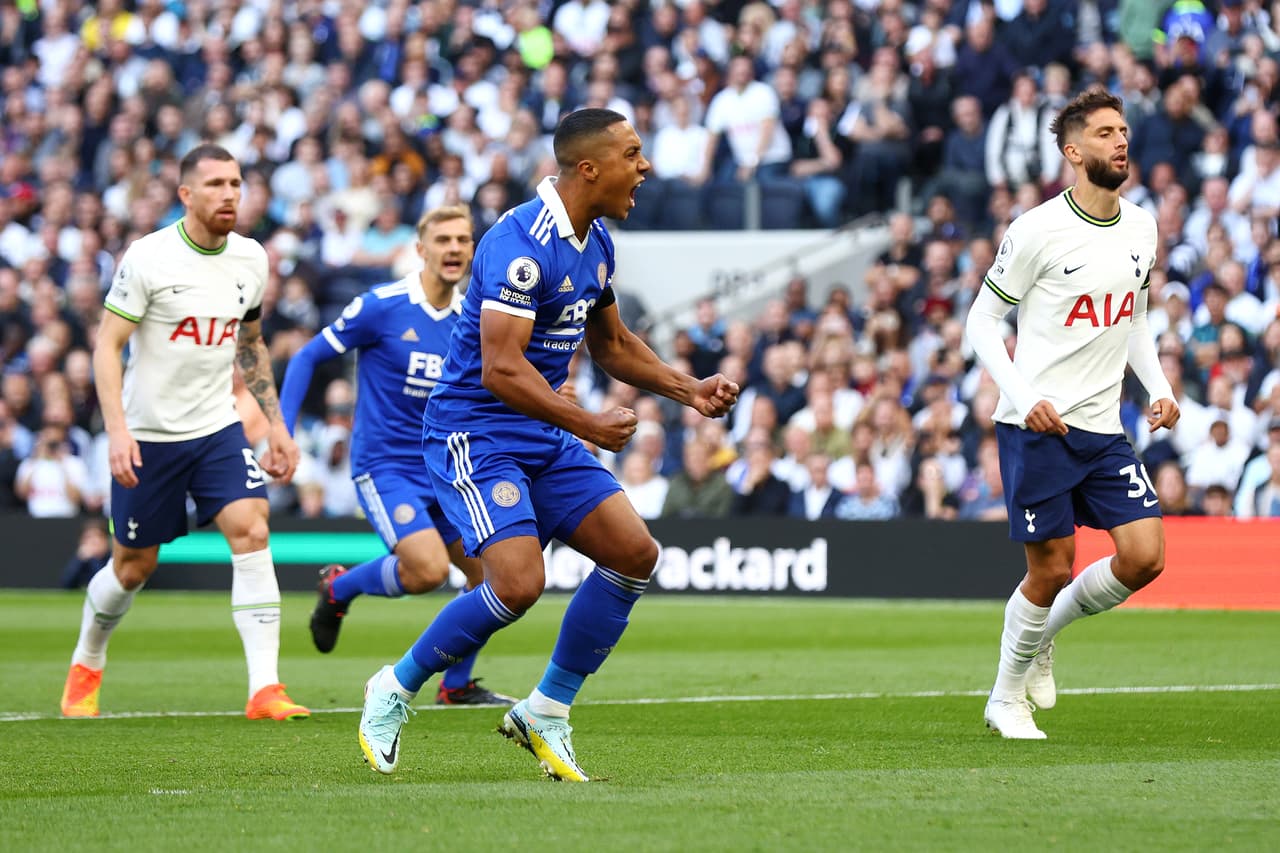 Tottenham humilló 6-2 al Leicester City con hat-trick de Heung-Min Son y goles de Harry Kane, Eric Dier y Rodrigo Bentancur; Youri Tielemans y James Maddison anotaron para los Foxes.
