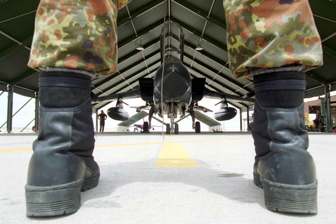 General de la Fuerza Aérea acusado de agresión sexual podría ser enjuiciado por primera vez en una corte marcial