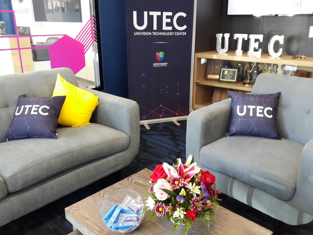 Este es el centro que recibirá a los hispanos, adultos y jóvenes que deseen aprender más de tecnología en San José California.