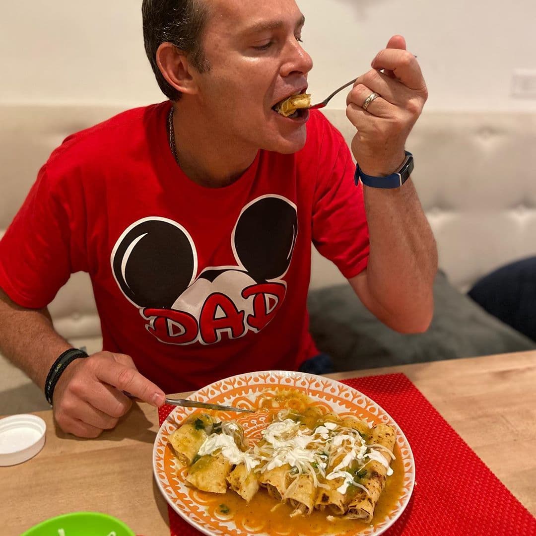 La familia Tacher, por su parte, degustó unas deliciosas enchiladas que Alan come que hasta se antojan.