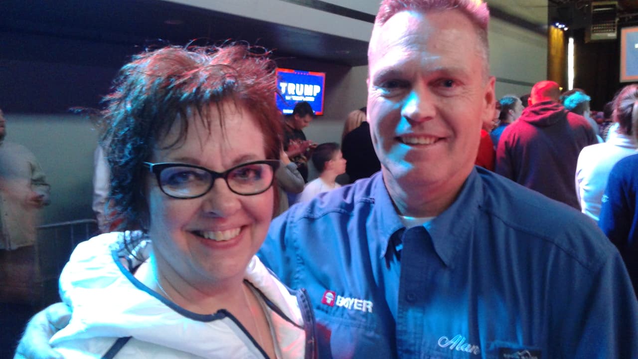 Alan y Sherri Gowans en el evento de Trump en Utah
