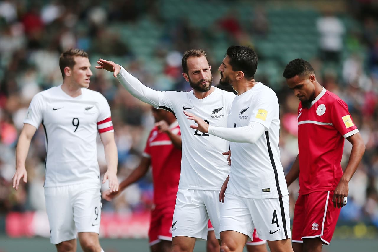 OFC - Nueva Zelanda: los 'all whites' son primeros del grupo A en estas eliminatorias que solo llevan 2 jornadas disputadas. El equipo neozelandés está logrando el paso a la final que da el único cupo de esta confederación.