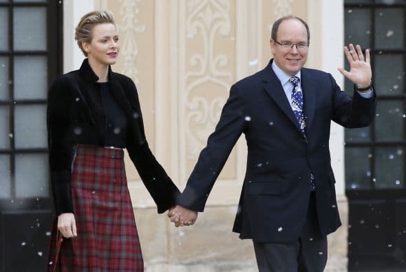 Además es cinturón negro de yudo y se ha distinguido en atletismo, baloncesto, tenis, squash y esquí.Como si estuviera escrito que se comprometería con una campeona de natación.