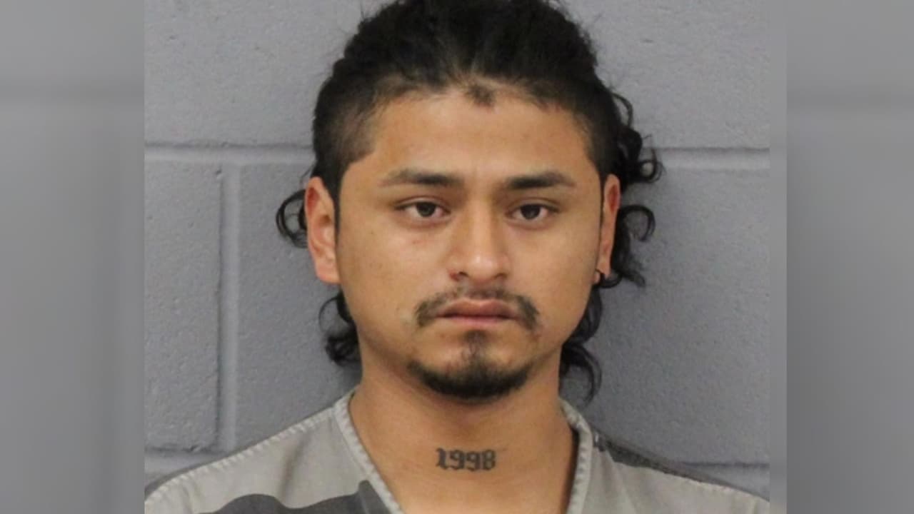 Arrestan a hombre hispano tras chocar vehículo y no detenerse a rendir ayuda