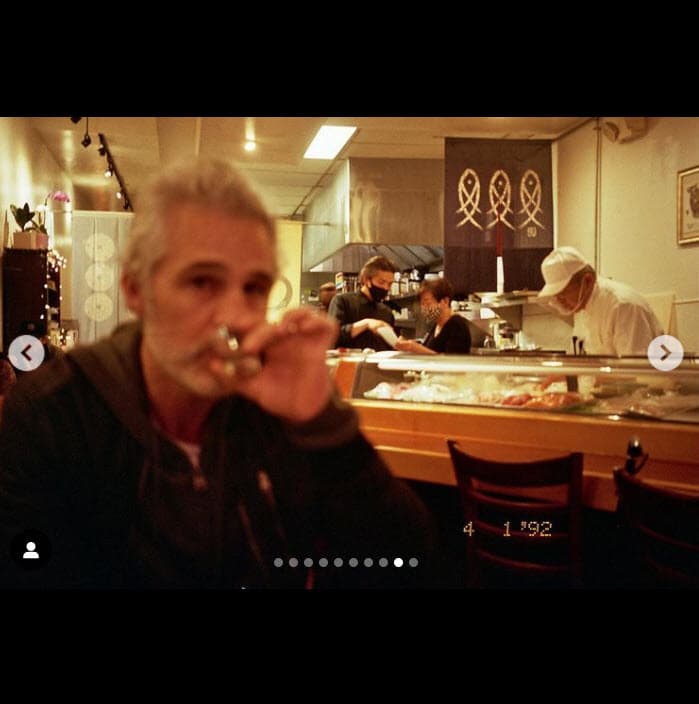 <b><a href="https://www.univision.com/famosos/juan-pablo-medina-pierna-novia-paulina-davila-fotos" target="_blank">Juan Pablo Medina y Paulina Dávila</a></b> comenzaron a ser relacionados románticamente desde el año 2020. 
<br>