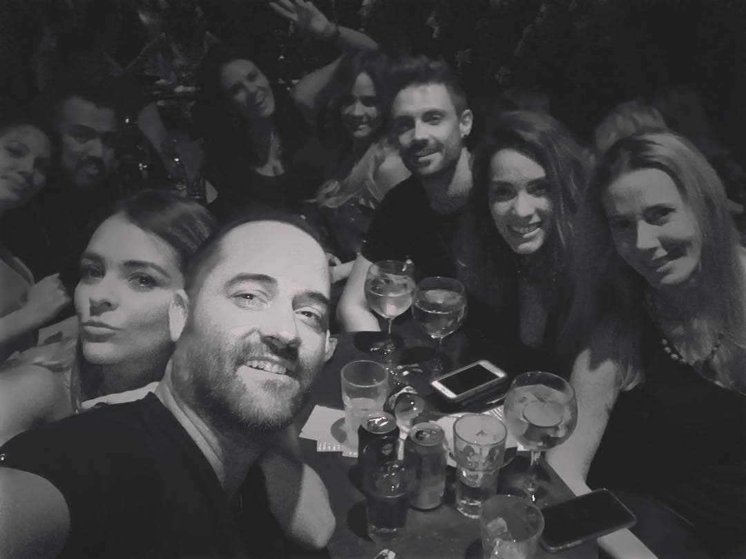 Se rumora que además de no prestarle atención, Miguel dejó de ser romántico y detallista con 
<b><a href="http://www.univision.com/temas/grettell-valdez">Valdez</a></b>, por lo que la relación se enfrió y lo inevitable sucedió.