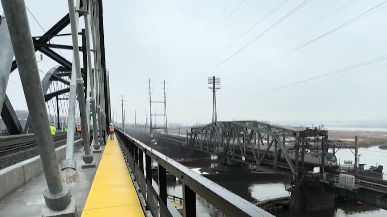 NJ Transit pone en servicio un línea del nuevo Portal North Bridge