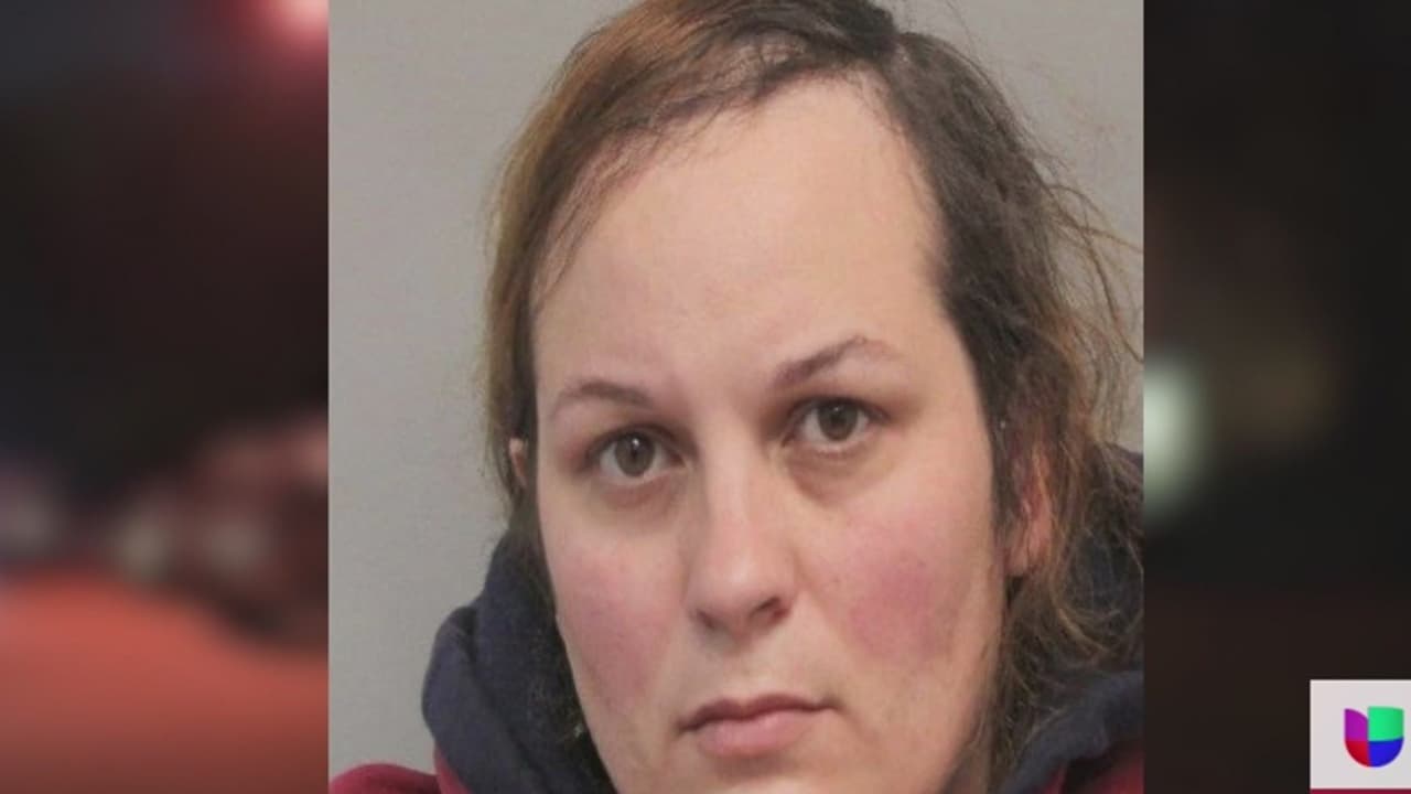 Mujer acusada de secuestrar a madre que apareció muerta y a su bebé se presentará en corte la próxima semana