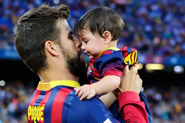 Las mejores fotos de Milan Piqué, a punto de cumplir dos años y convertirse en hermano mayor.
