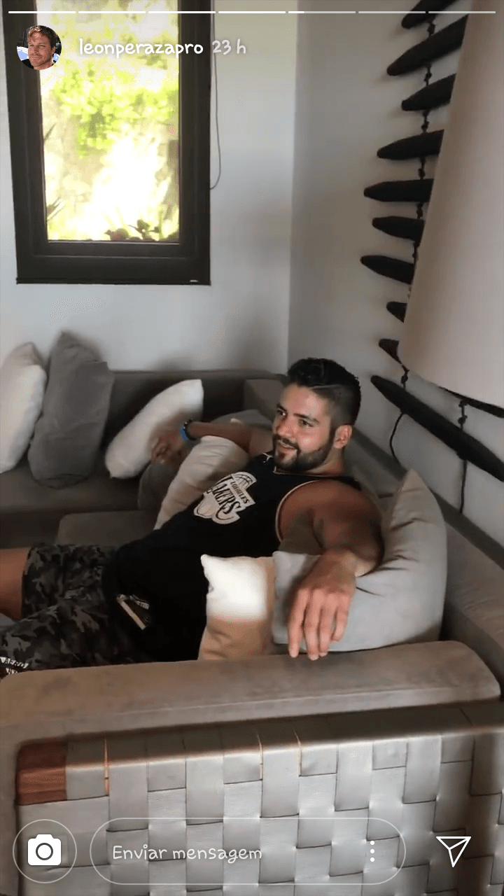 En uno de los clips compartidos por León, se alcanza a apreciar la presencia de Sergio Zavala, hermano de la actriz.