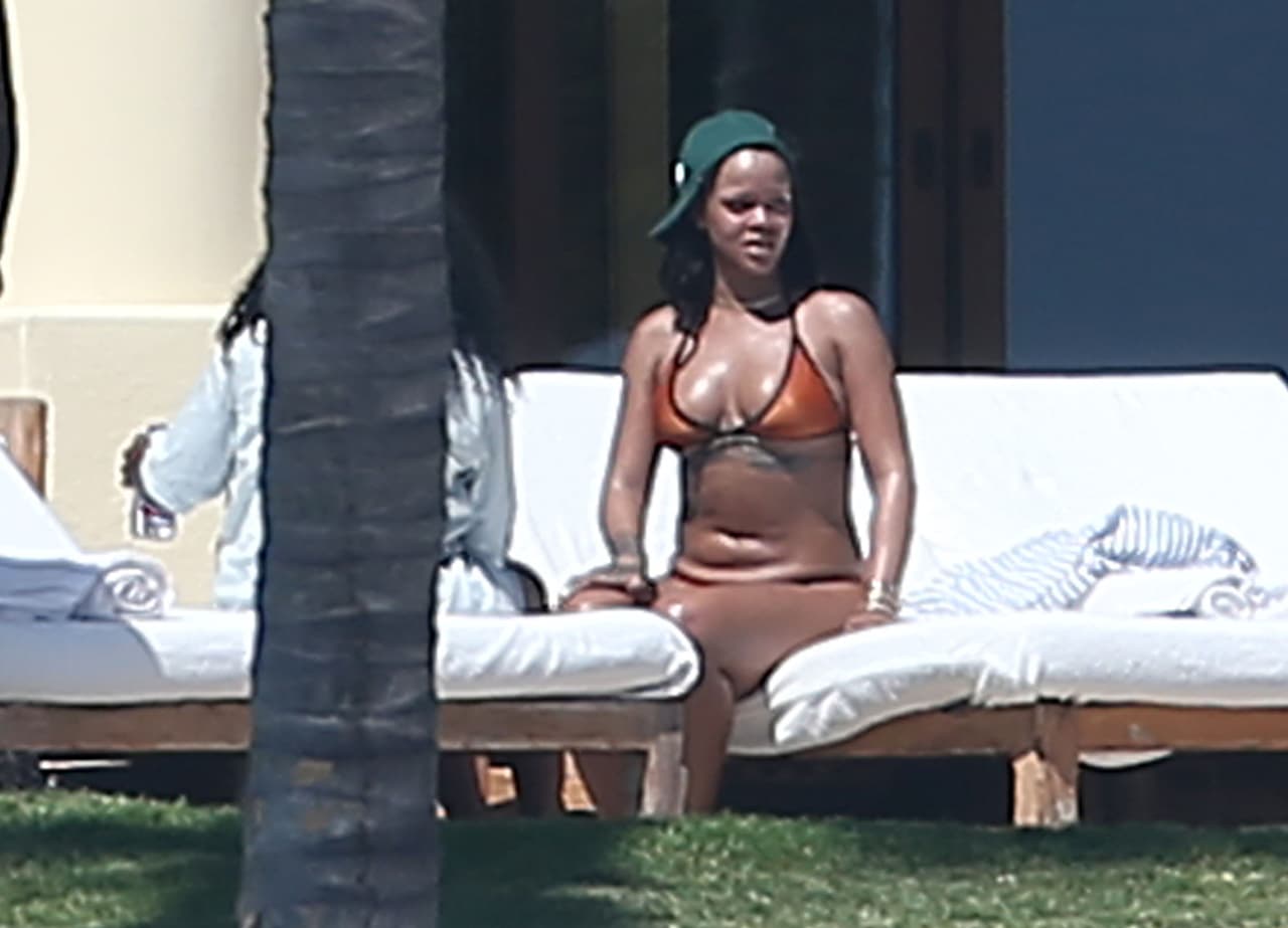 Rihanna pasó unos días de descanso en Casa Aramara, un condominio de lujo en Puerto Vallarta, México.