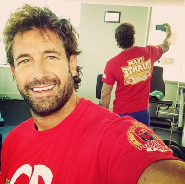 Según se ha sabido en octubre, Julián y Gabriel han estado comunicándose por mensajes. No se llegaron a sentar para hablar del tema, pero su relación parece haber sobrevivido a la “tormenta”, tal y como calificó el mexicano este lío.