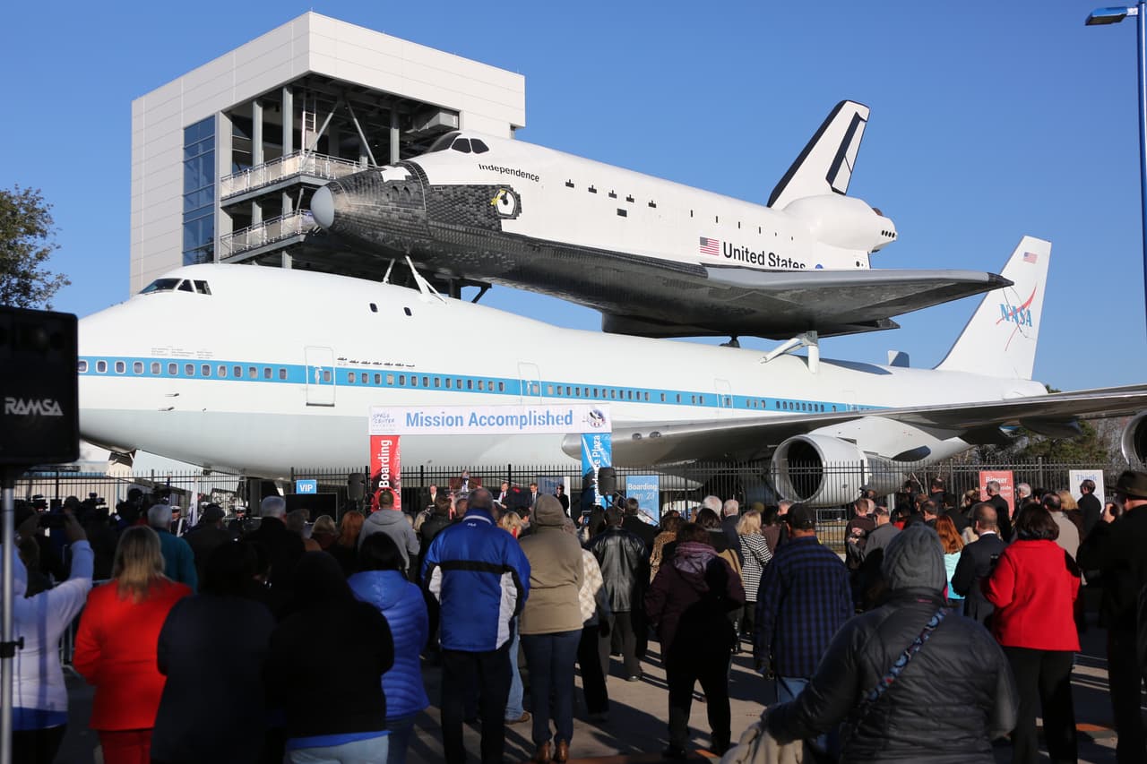 Recorrido por el interior de un transbordador espacial