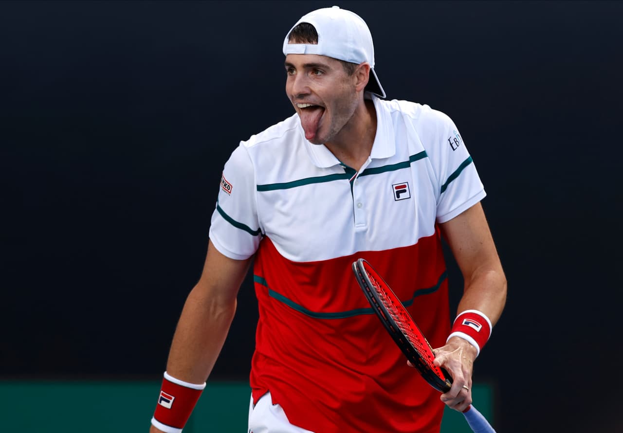 John Isner explota contra sus seguidores: “Pueden permanecer en su sótano”