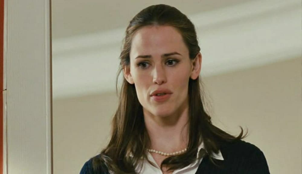 <b>Jennifer Garner</b>
<br>Vanessa Loring es la esposa fría y controladora de Mark, quien debido a que no puede tener hijos, se emociona cuando Juno promete darles a su bebé. A pesar de las apariencias, es una mujer sensible y amable, sobre todo con los niños.
<br>