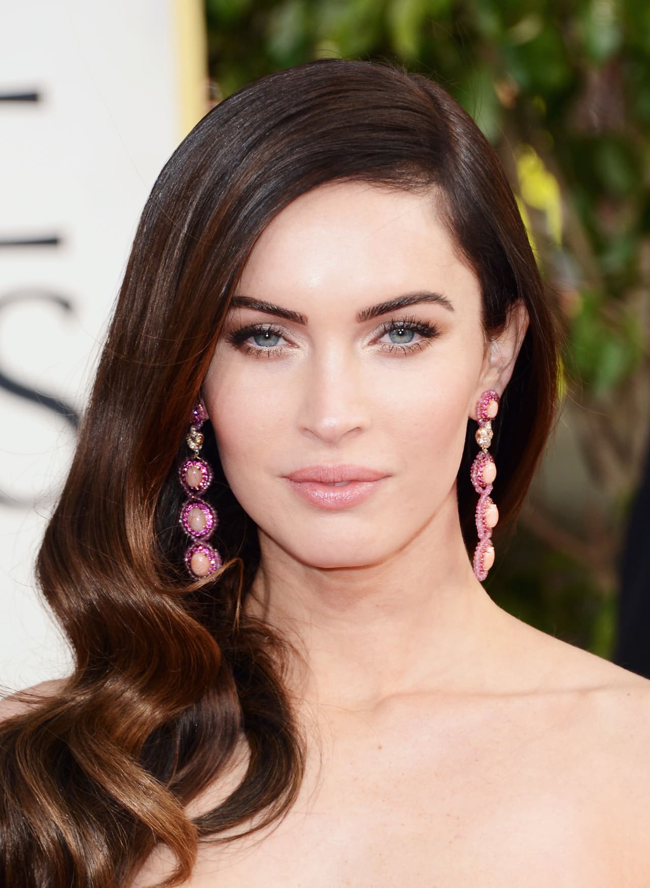 La profundidad y el color de los ojos de Megan Fox la han llevado a convertirse en una estrella considerada la más sexy del mundo.
