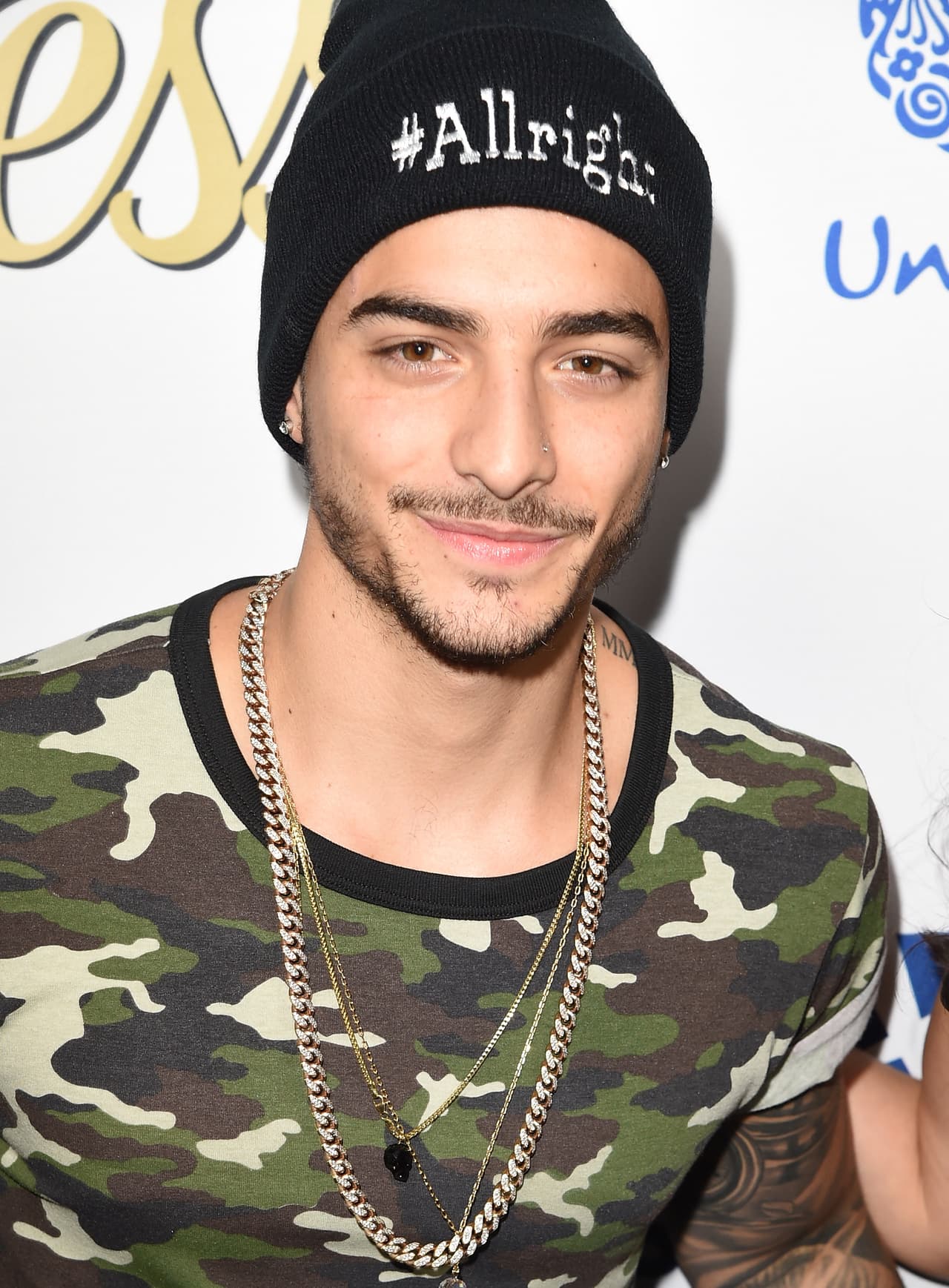 Sin embargo, ninguno de los artistas aceptó que estaban saliendo y el romance quedó sólo en un rumor.