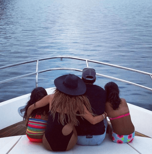 Karla Martínez siempre ha dicho que "Emerson es el mejor padre que pude elegir para mis hijas".