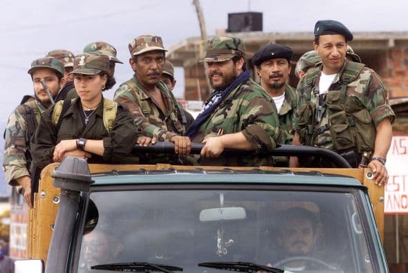 Las FARC, la guerrilla más antigua de América Latina, obtiene en la actualidad la mayor parte de su financiación del narcotráfico y la extorsión, según denuncias del Gobierno.