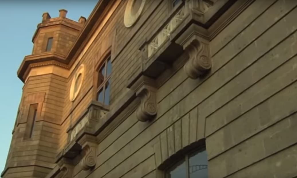 Fachada del Palacio de Lecumberri