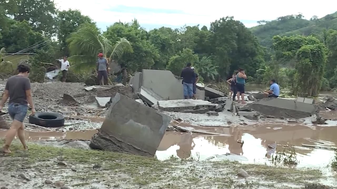 La menor que hace unos meses fue dada de alta del hospital, después de lograr vencer al coronavirus ahora decidió ayudar a Honduras, el país de sus padres, que en estos momentos sufre las consecuencias del embate de los huracanes.