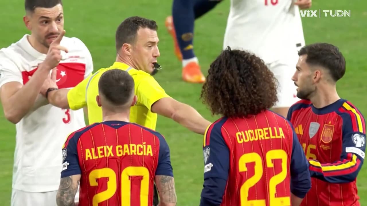 ¡Se estaba armando el traka traka! Cucurella y Demiral se engancharon