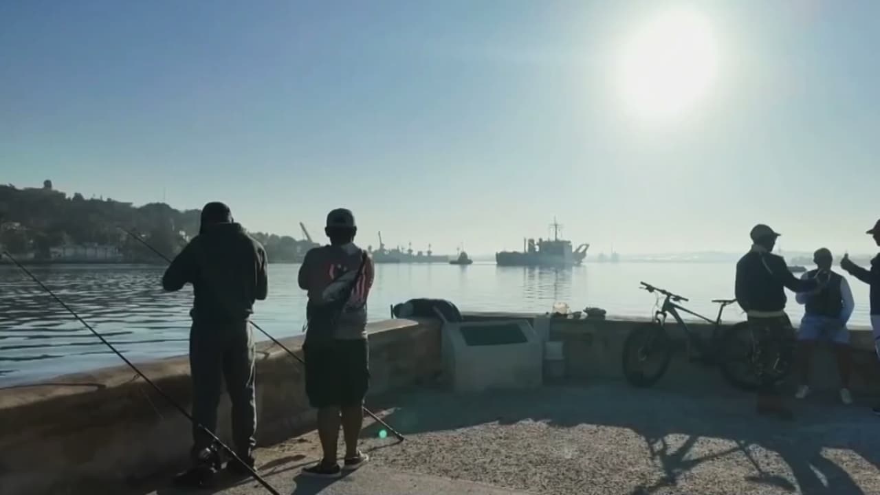 Gobierno de México negocia con EEUU envío de combustible a Cuba como ayuda humanitaria