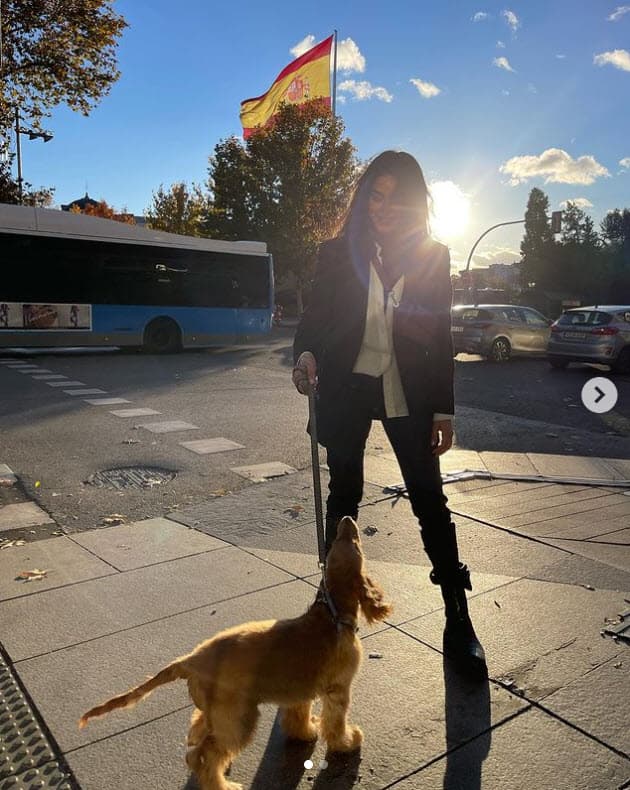 "
<b>Un año levantándome con este güero</b>, un año aprendiendo de ti lo que es el amor incondicional, un año de muchas vergüenzas que me haces pasar, pero que definitivamente las repetiría sin dudarlo solo porque estás conmigo", escribió sobre su 'hijo'. 
<br>