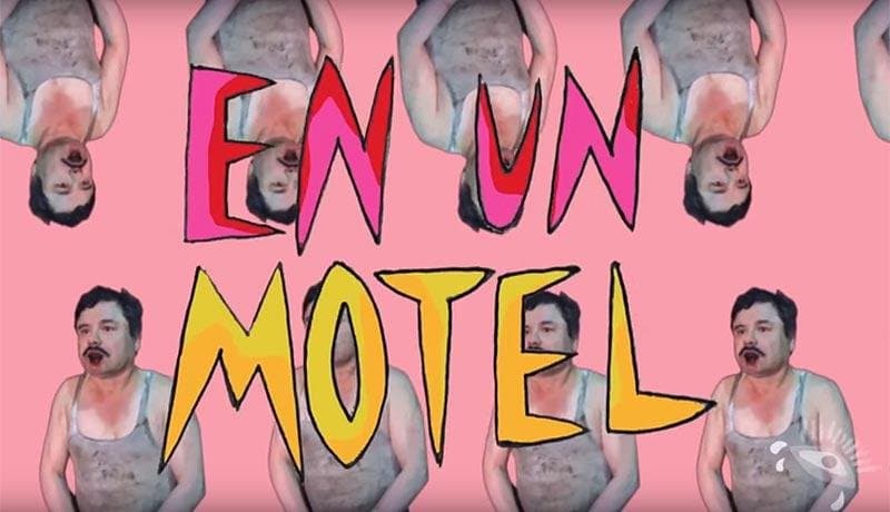 "Me agarraron como El Chapo, sucio y mojado... y me agarraron en un motel", dice la canción de poco más de tres minutos que cuanta con un colorido video.