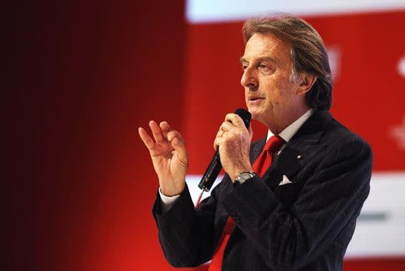 Luca Di Montezemolo, presidente de Ferrari, fue el encargado de presentar el F150.