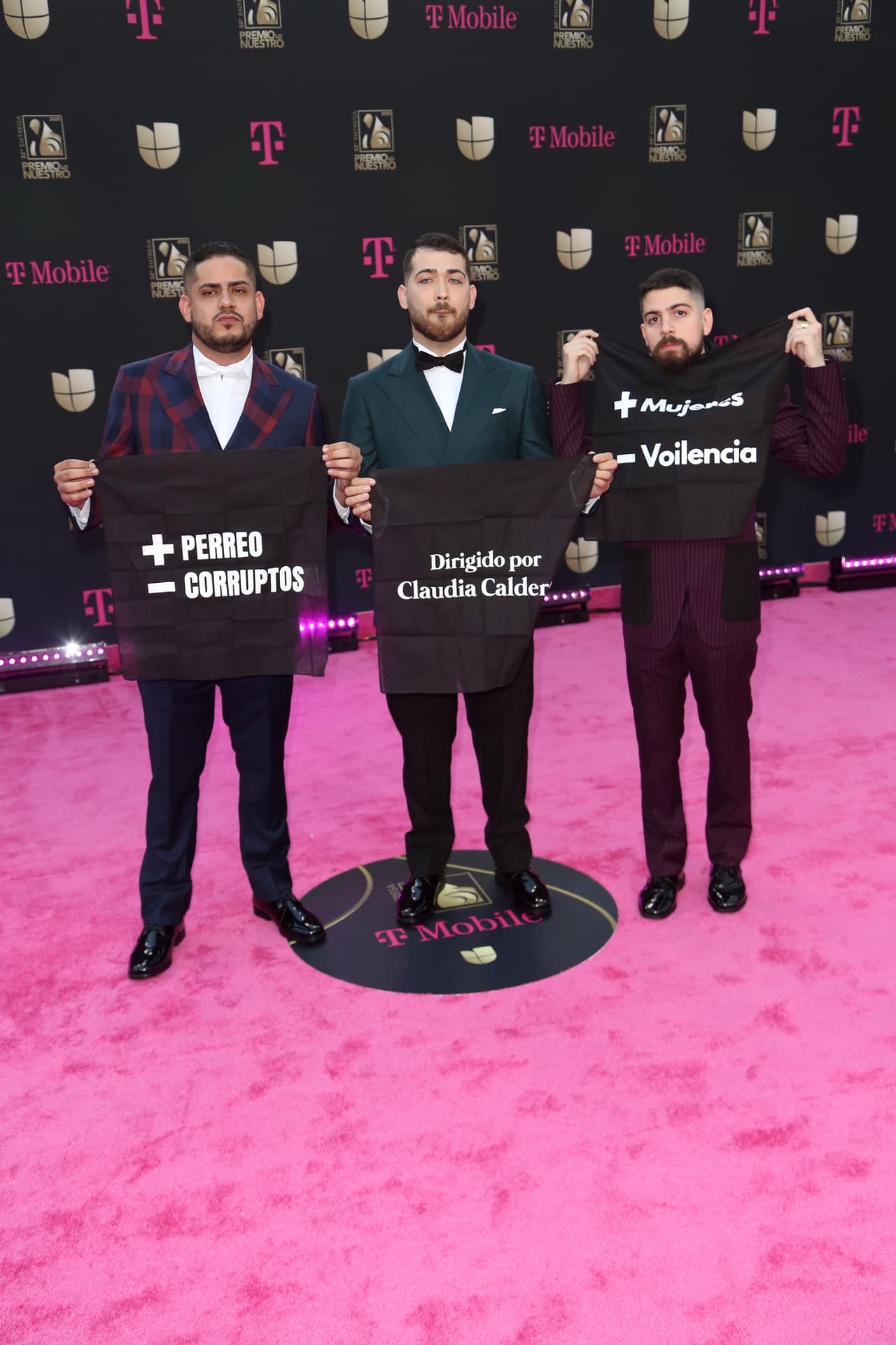 El clip musical del tema ‘Flor’, interpretado por Los Rivera Destino Ft. Bad Bunny, ganó Video del año.