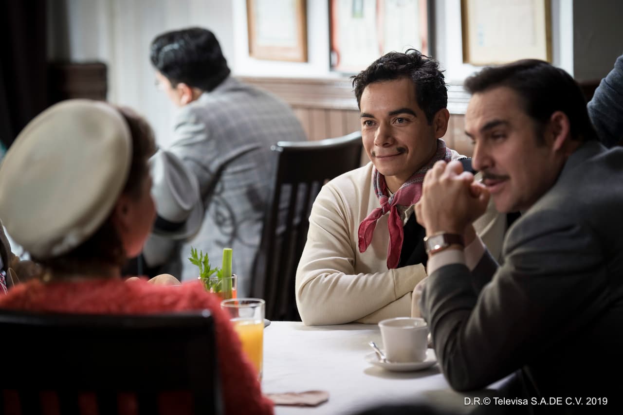 El cómico mexicano se convirtió en un gran amigo, al grado de ser su padrino de bodas cuando unió su vida a 
<b>Rafael Banquells</b> en 1947.