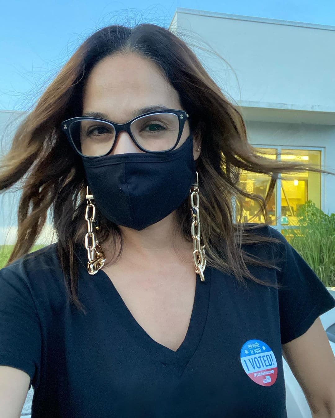 Karla Martínez también ejerció su derecho.