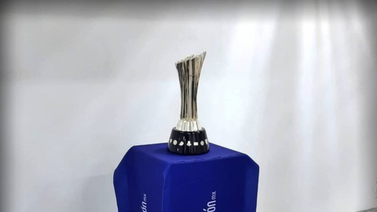Trofeo de expansión de la Liga Expansión BBVA MX.