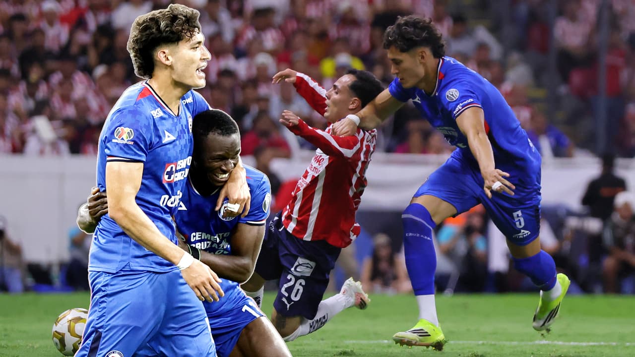 Jesús “Chiquete” Orozco volvió con Cruz Azul tras 161 días lesionado