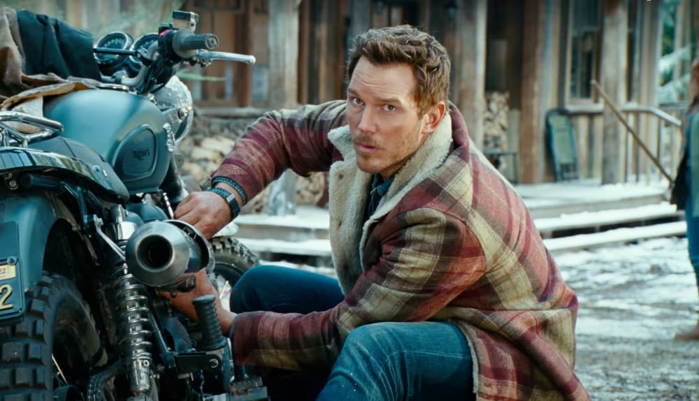 Mientras que Alan Grant era un paleontólogo reconocido, Owen Grady era un marine antes de convertirse en entrenador de dinosaurios, por lo que hacerles caso era buena idea.
<br>